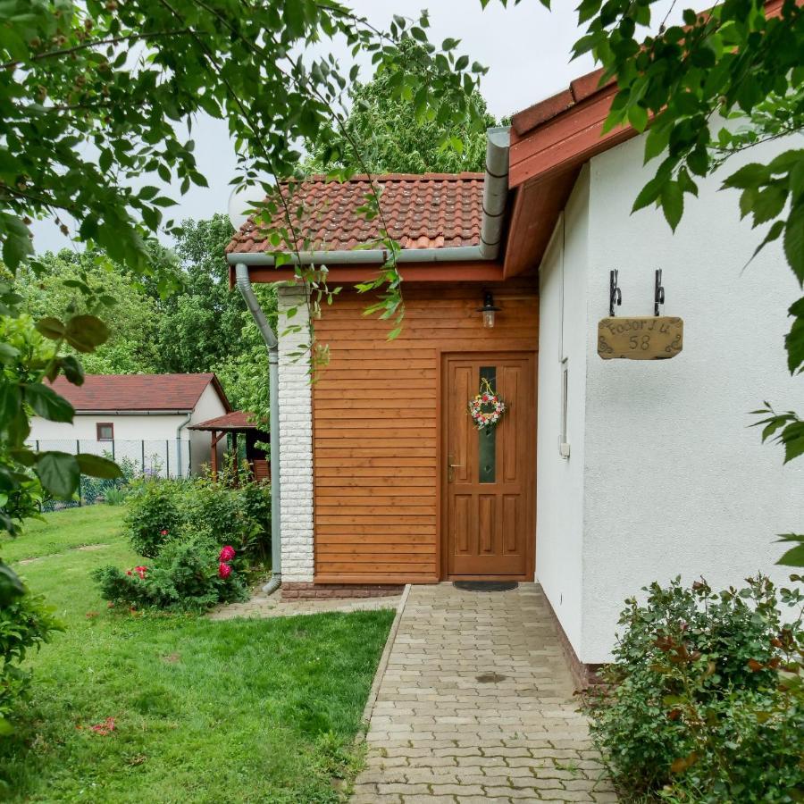 Cseresznyes Apartman Berekfürdő Buitenkant foto