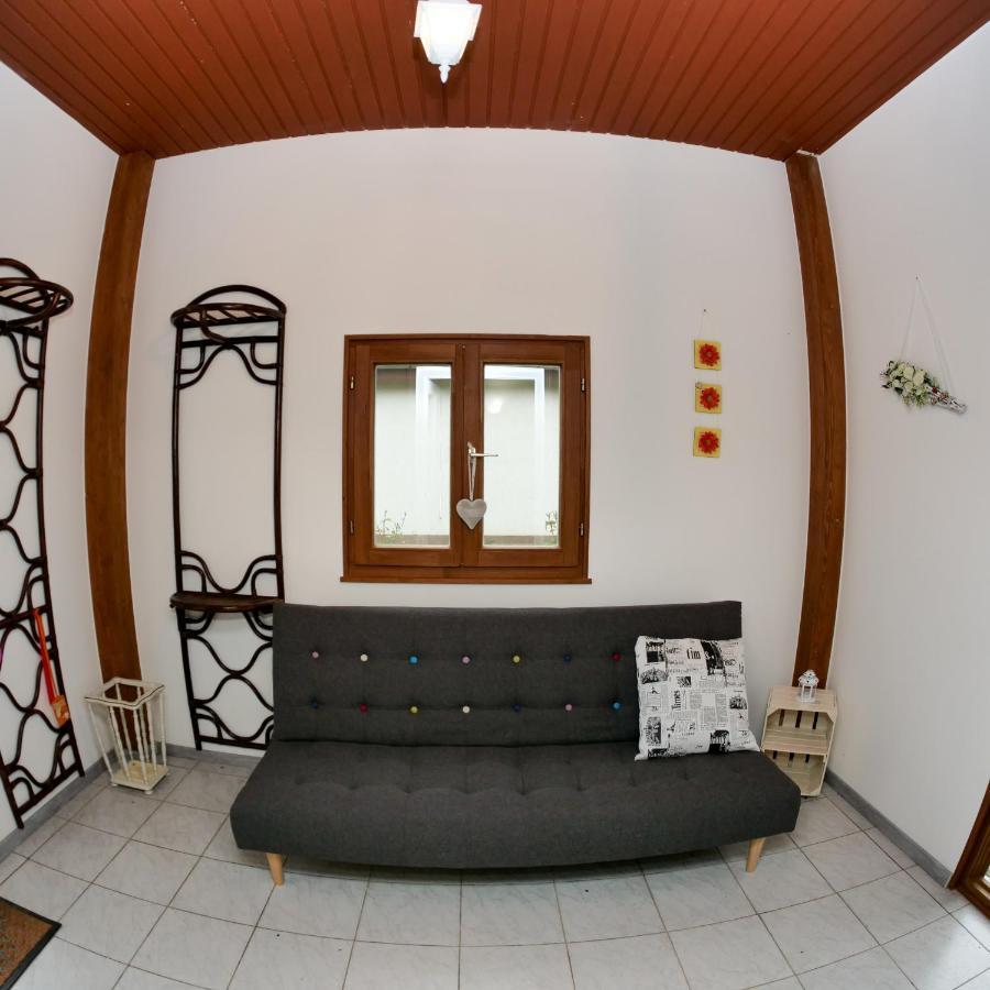 Cseresznyes Apartman Berekfürdő Buitenkant foto
